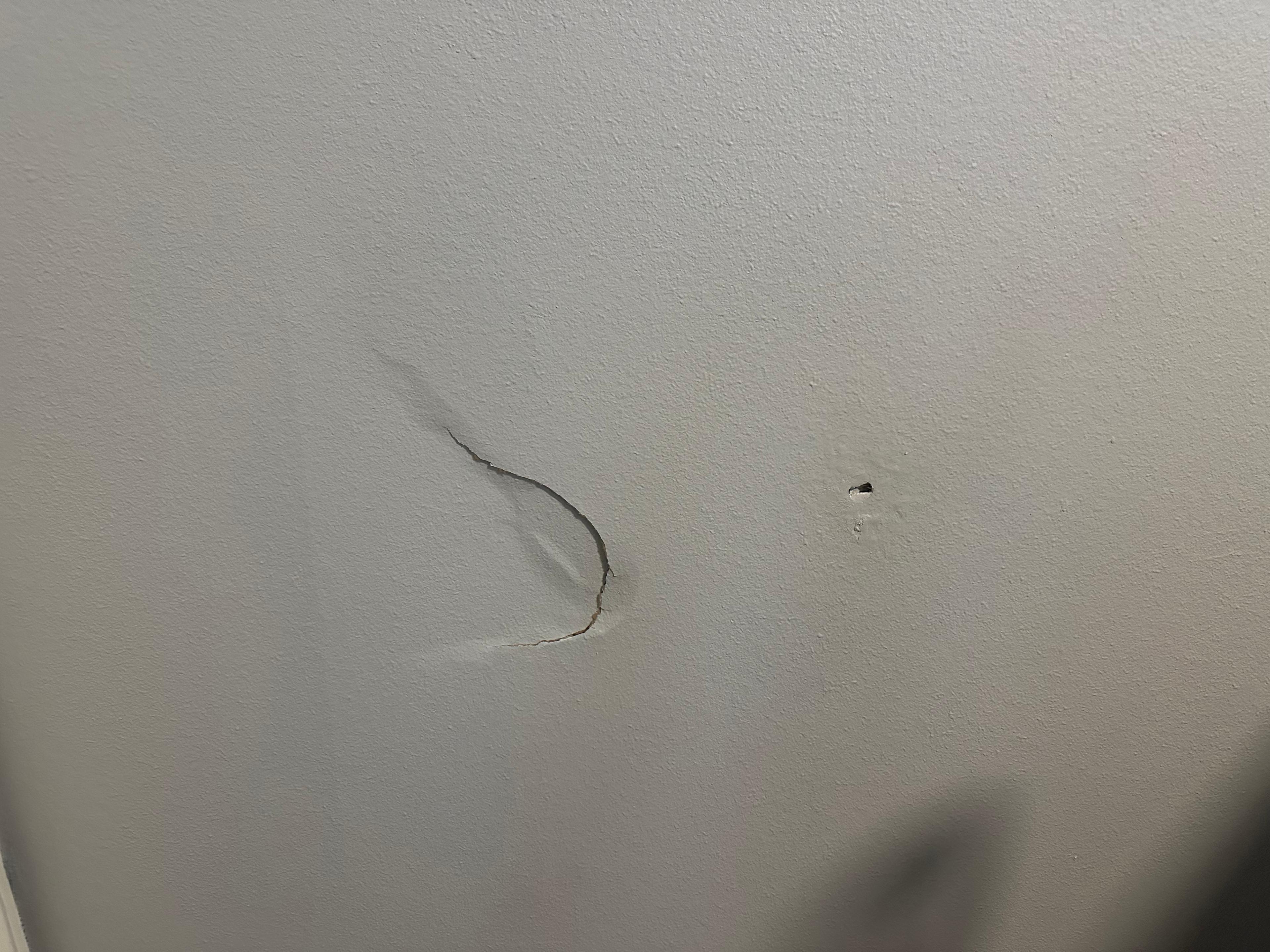 Drywall repair — project 01, photo 2